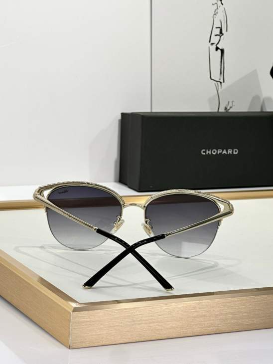 Picture of Chopard Sunglasses _SKUfw70786878fw